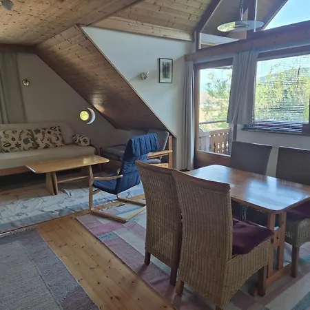 Singer-hof Apartment *